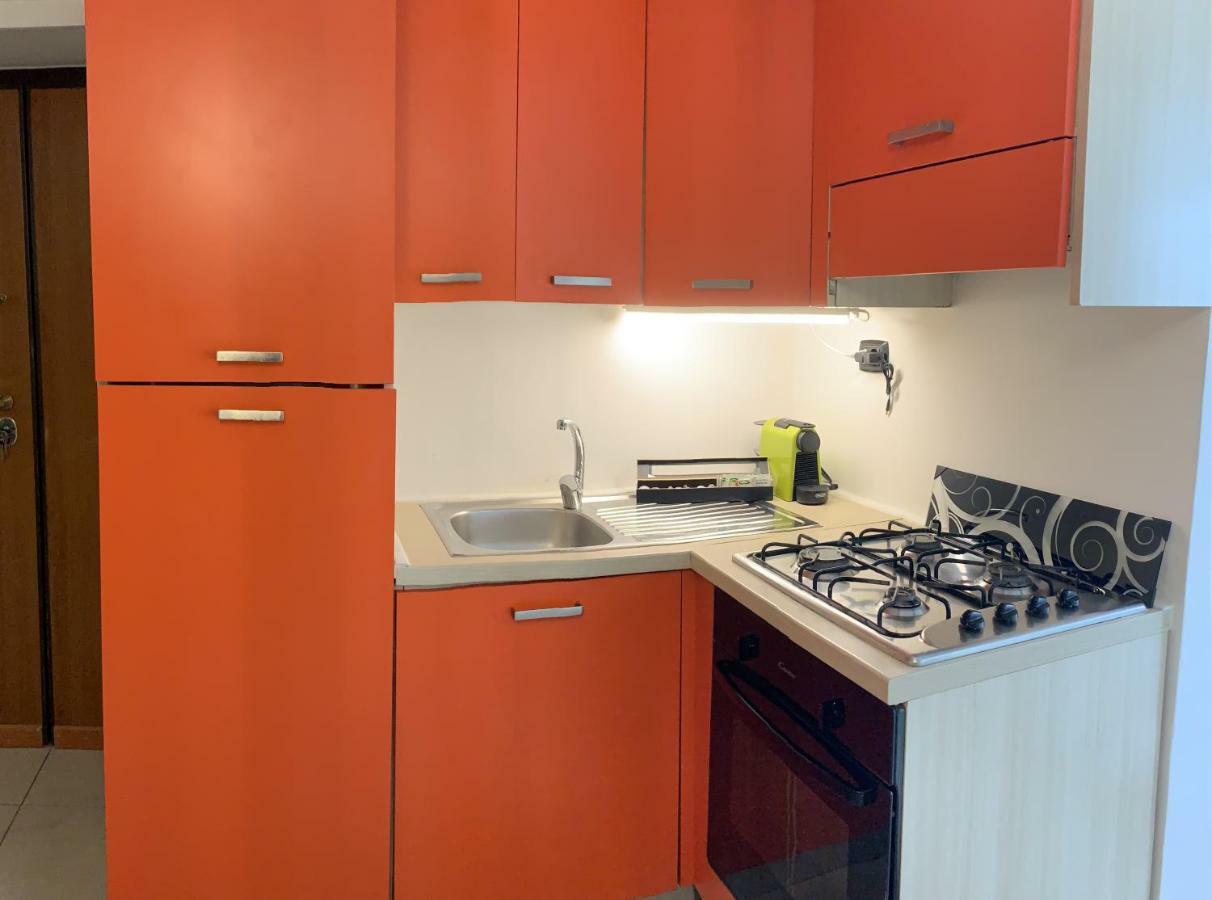 Azzurra Flat Bari Center Apartment ภายนอก รูปภาพ